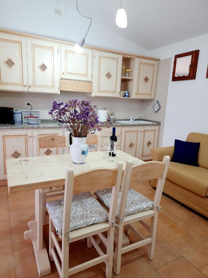La Casa Di Arly Daire Olbia Dış mekan fotoğraf